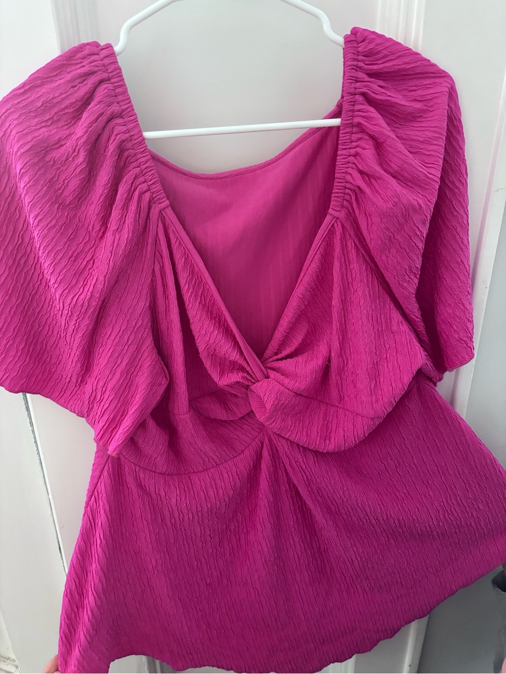 SHEIN Knot-Front Flutter Sleeve Blouse - Fuchsia